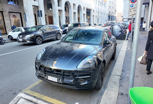 Porsche 95B Macan GTS MkII