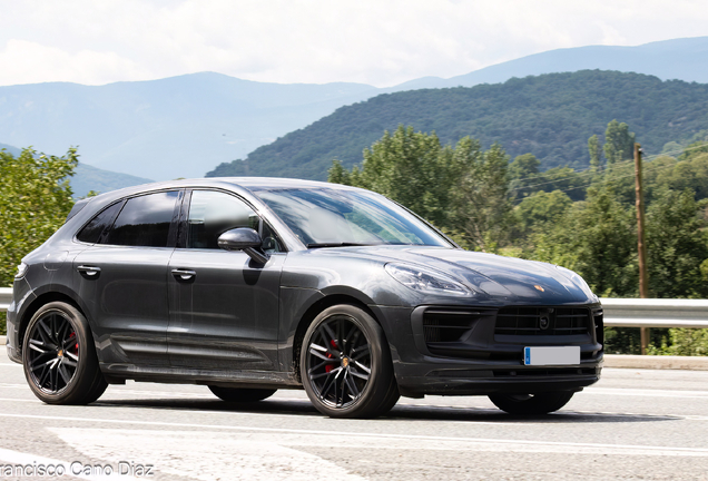 Porsche 95B Macan GTS MkIII
