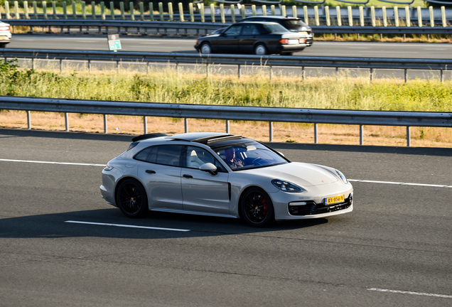 Porsche 971 Panamera Turbo Sport Turismo
