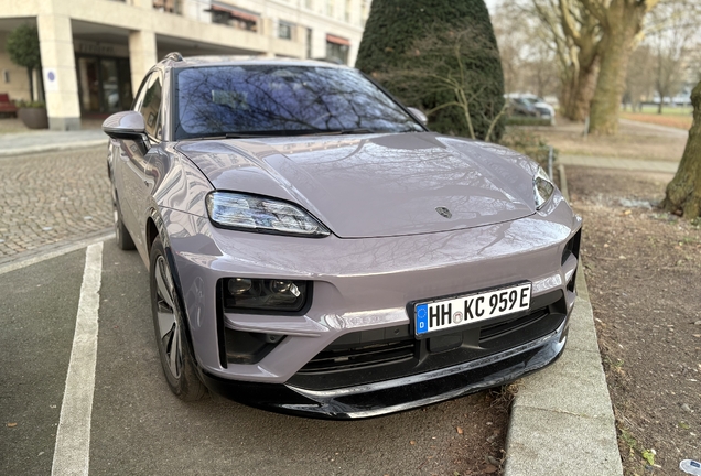 Porsche Macan EV Turbo