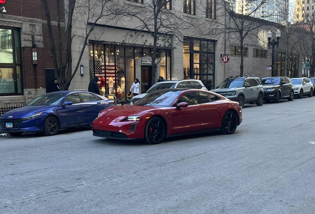 Porsche Taycan GTS