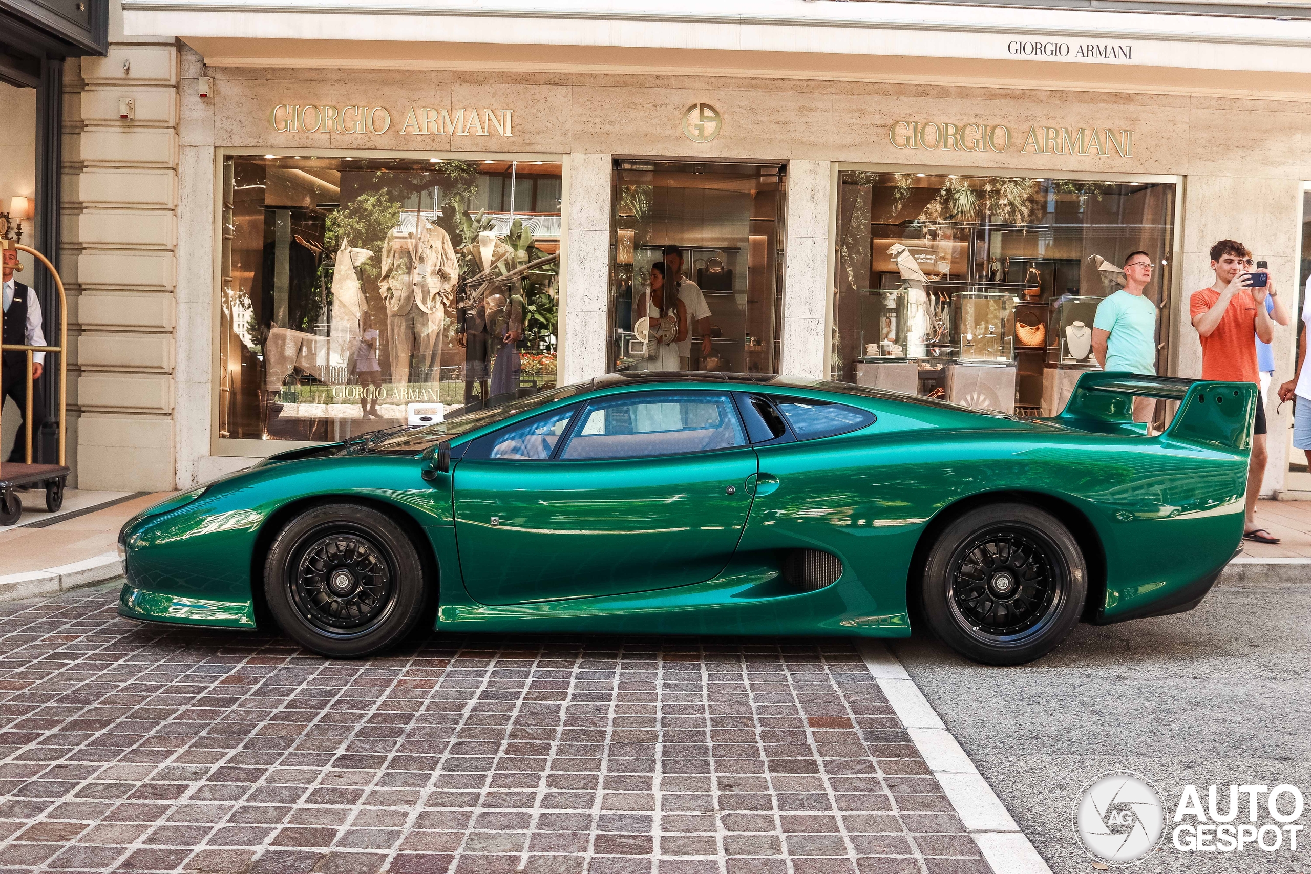 Jaguar XJ220S TWR - 16 December 2025 - Autogespot