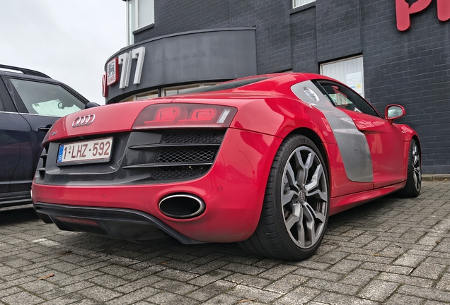 Audi R8 V10