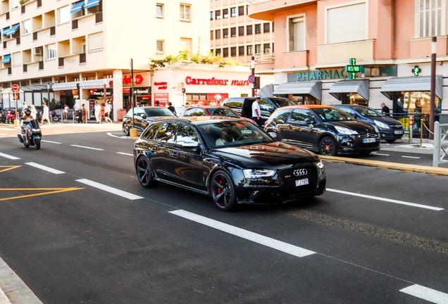 Audi RS4 Avant B8