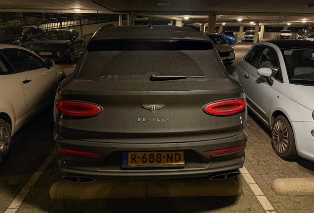 Bentley Bentayga Hybrid 2021