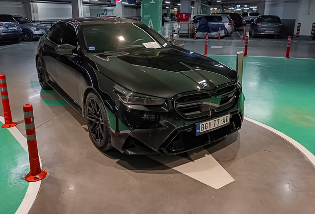 BMW M5 G90