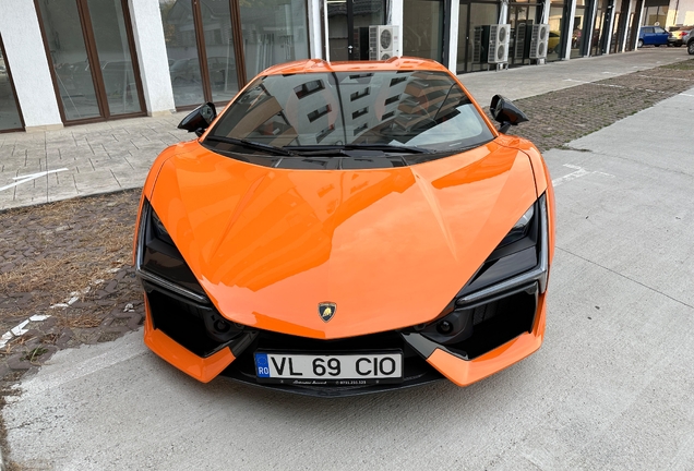 Lamborghini Revuelto