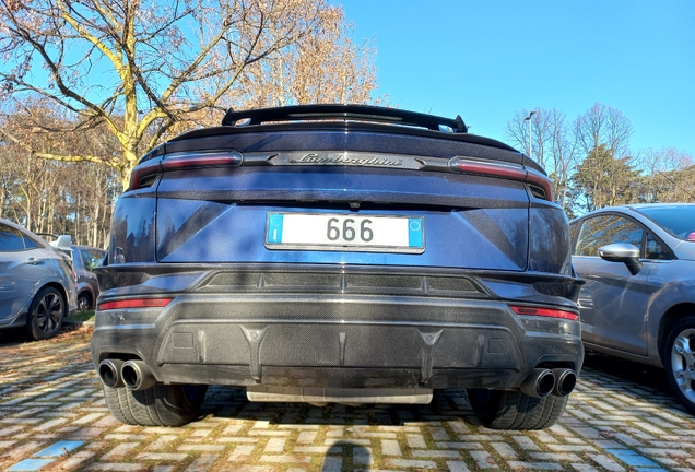 Lamborghini Urus Performante