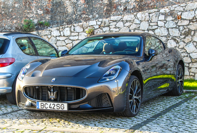 Maserati GranTurismo Modena 2023