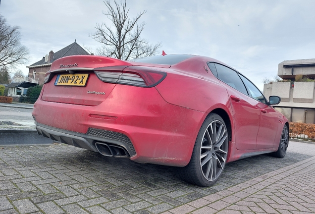 Maserati Quattroporte Trofeo