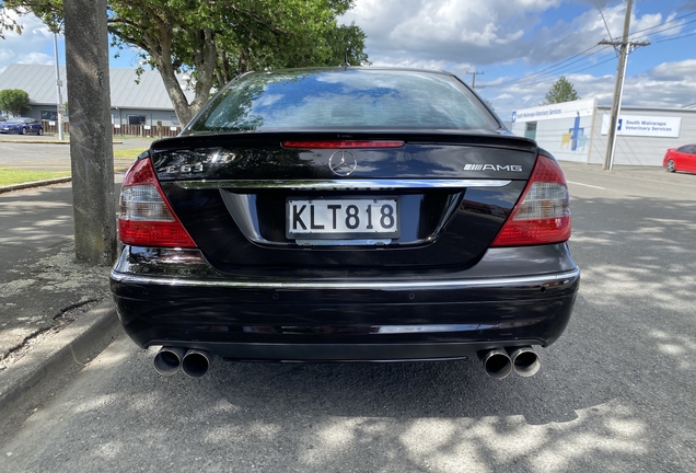 Mercedes-Benz E 63 AMG