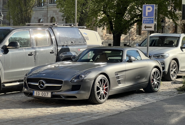 Mercedes-Benz SLS AMG