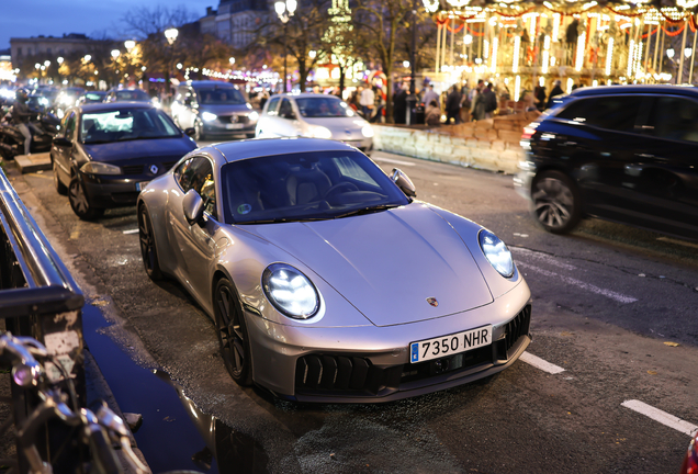 Porsche 992 Carrera 4 GTS MkII