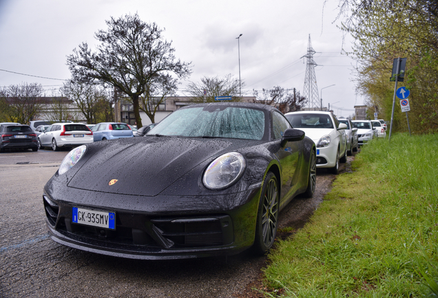 Porsche 992 Carrera 4S MkI