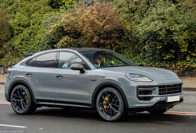 Porsche Cayenne Coupé Turbo E-Hybrid