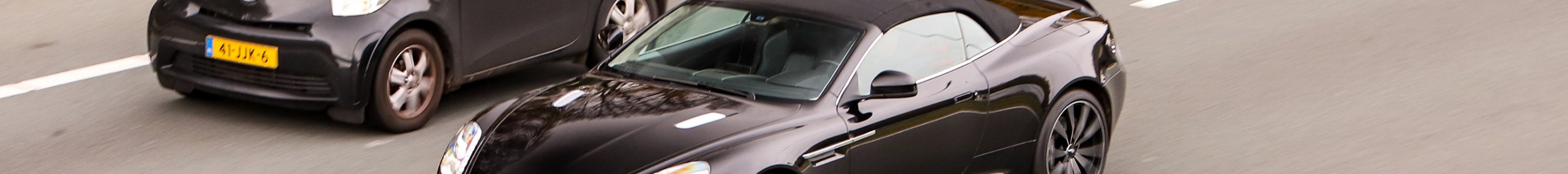 Aston Martin DB9 Volante 2013