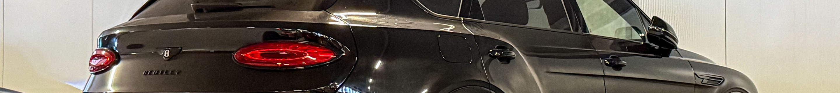 Bentley Bentayga Hybrid S 2024 Black Edition