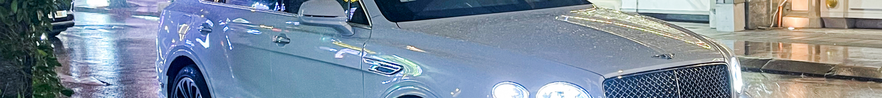 Bentley Bentayga V8 2021