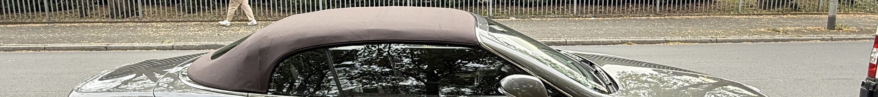 Bentley Continental GTC 2012