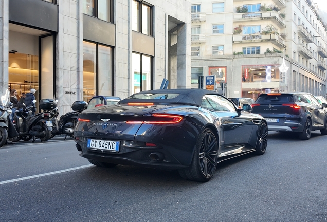 Aston Martin DB12 Volante