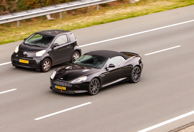 Aston Martin DB9 Volante 2013