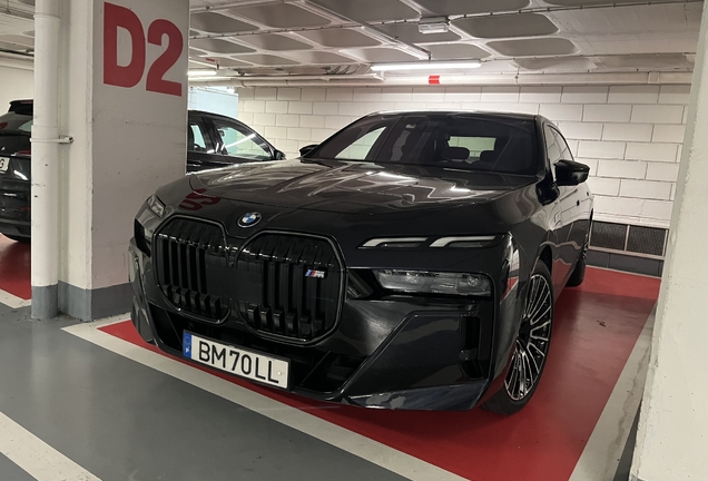 BMW M760e xDrive