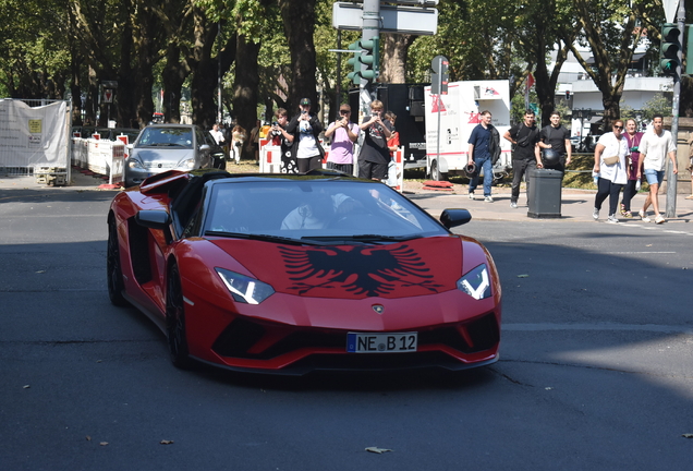 Lamborghini Aventador S LP740-4 Roadster