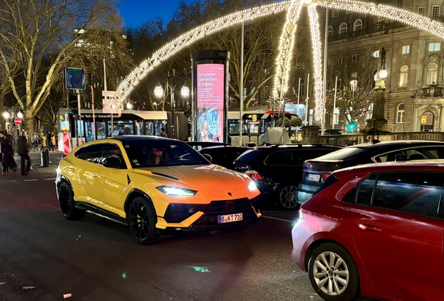 Lamborghini Urus S