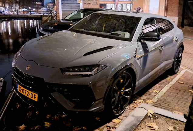 Lamborghini Urus S