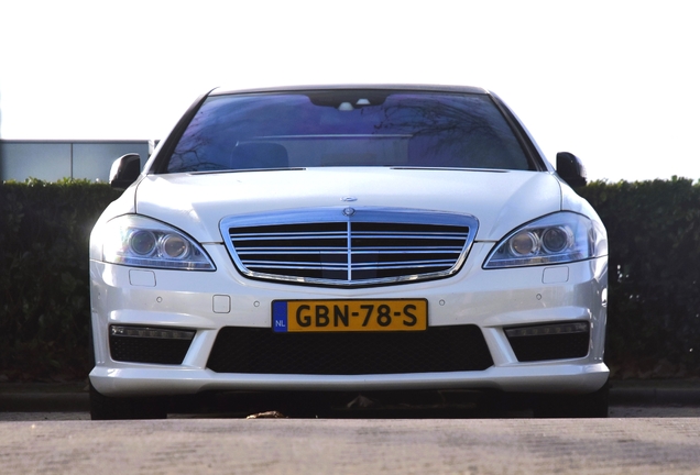 Mercedes-Benz S 63 AMG W221