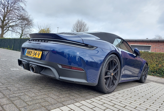 Porsche 992 Carrera 4 GTS Cabriolet MkII