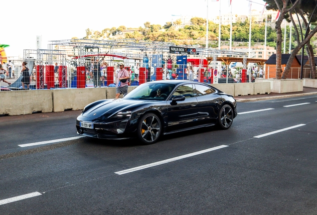 Porsche Taycan Turbo S