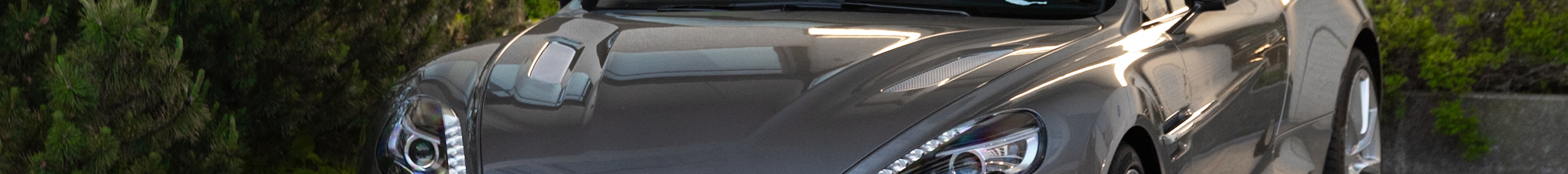 Aston Martin Vanquish 2013