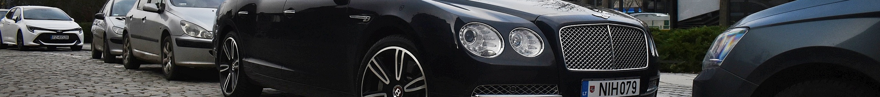 Bentley Flying Spur V8