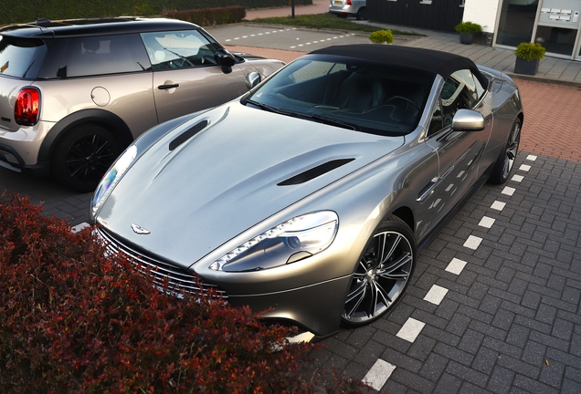 Aston Martin Vanquish Volante
