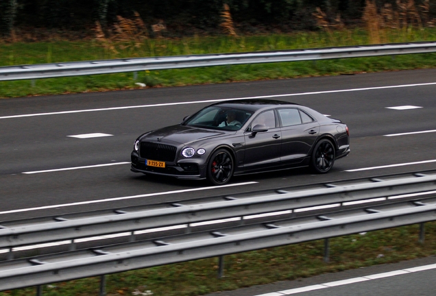 Bentley Flying Spur Hybrid Azure