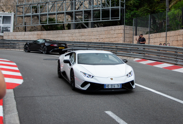 Lamborghini Huracán LP640-4 Performante