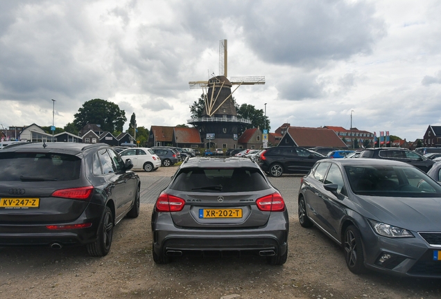 Mercedes-AMG GLA 45 X156