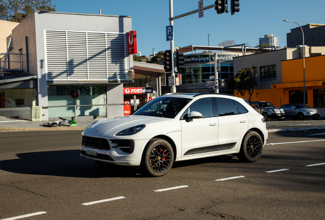 Porsche 95B Macan GTS MkII