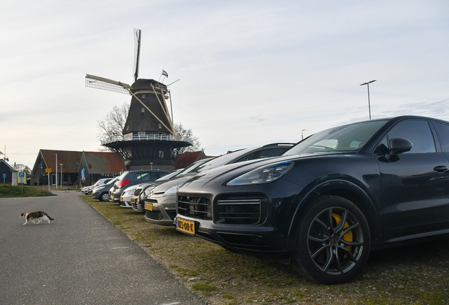 Porsche Cayenne Coupé Turbo S E-Hybrid