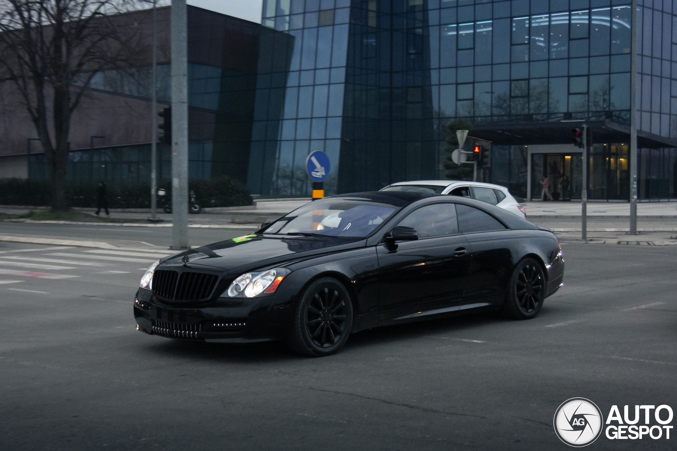 ソテツ Xenatec 57S Cruisero Coupe - 18 December 2025 - Autogespot