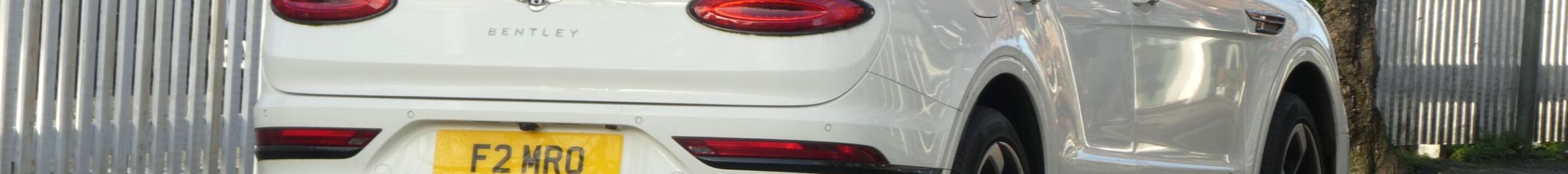 Bentley Bentayga V8 2021