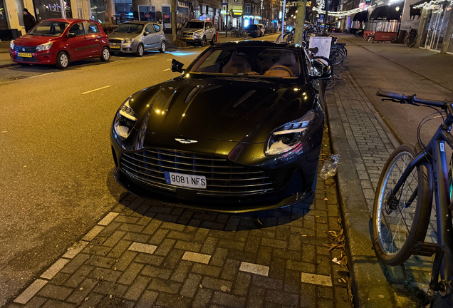 Aston Martin DB12
