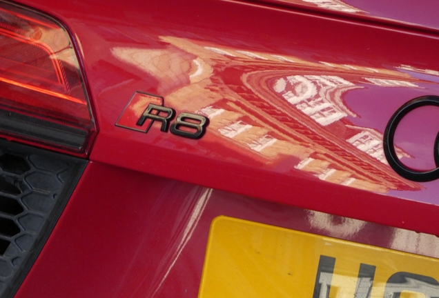 Audi R8 V10 Plus 2015