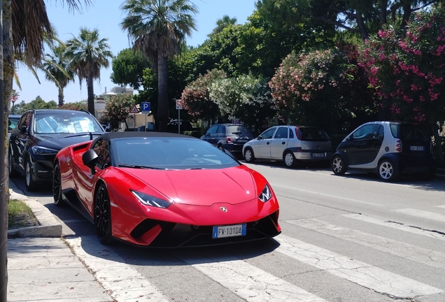 Lamborghini Huracán LP640-4 Performante Spyder