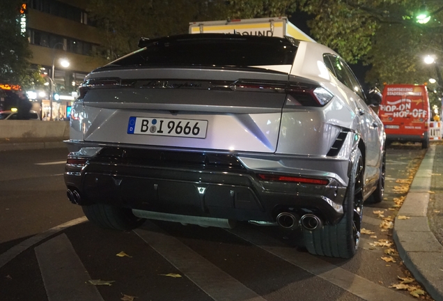 Lamborghini Urus Performante