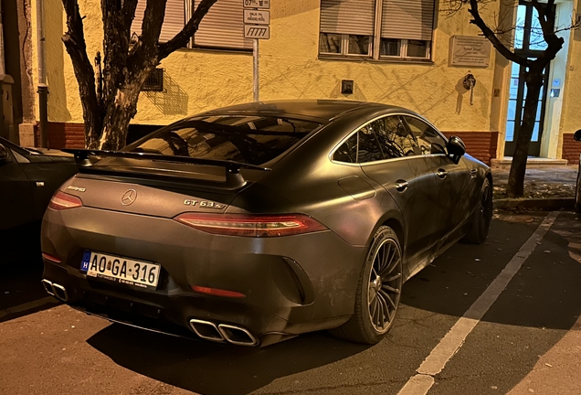 Mercedes-AMG GT 63 S X290