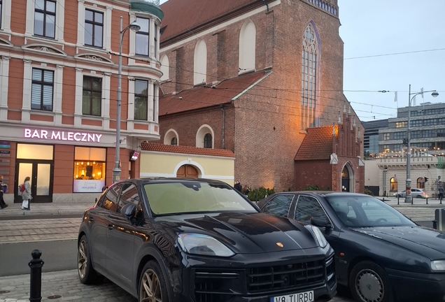 Porsche Cayenne Coupé Turbo E-Hybrid