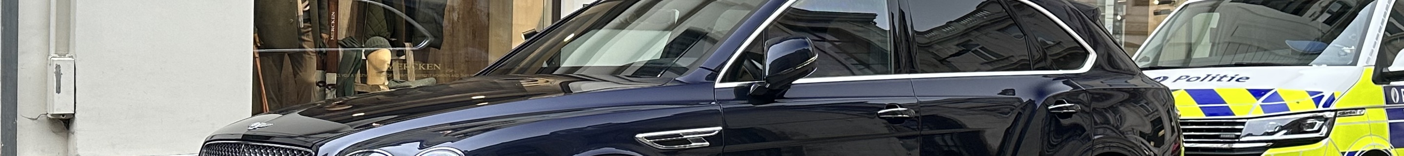 Bentley Bentayga Azure EWB