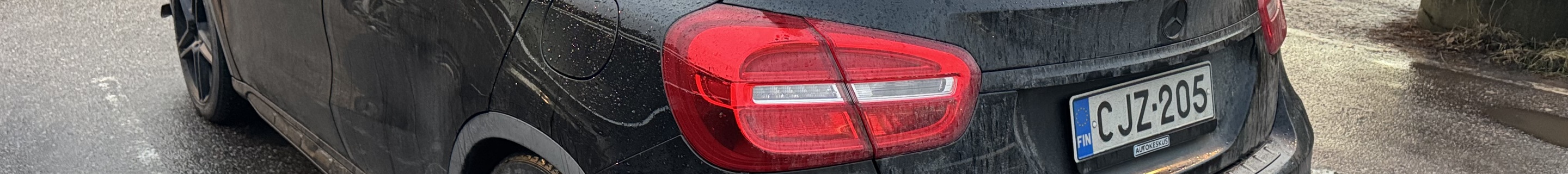 Mercedes-Benz GLA 45 AMG Edition 1